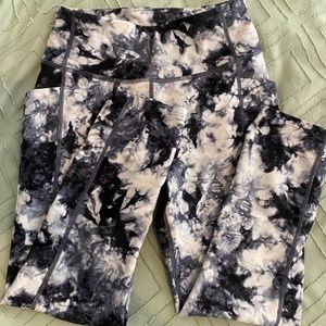 Athletic Works Womens Workout Capri Leggings